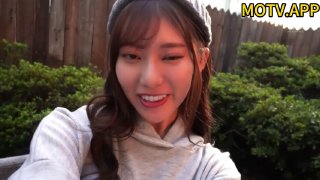 模特身材骨感气质美女穿小肚兜活跳跳一幅春宫图超诱人